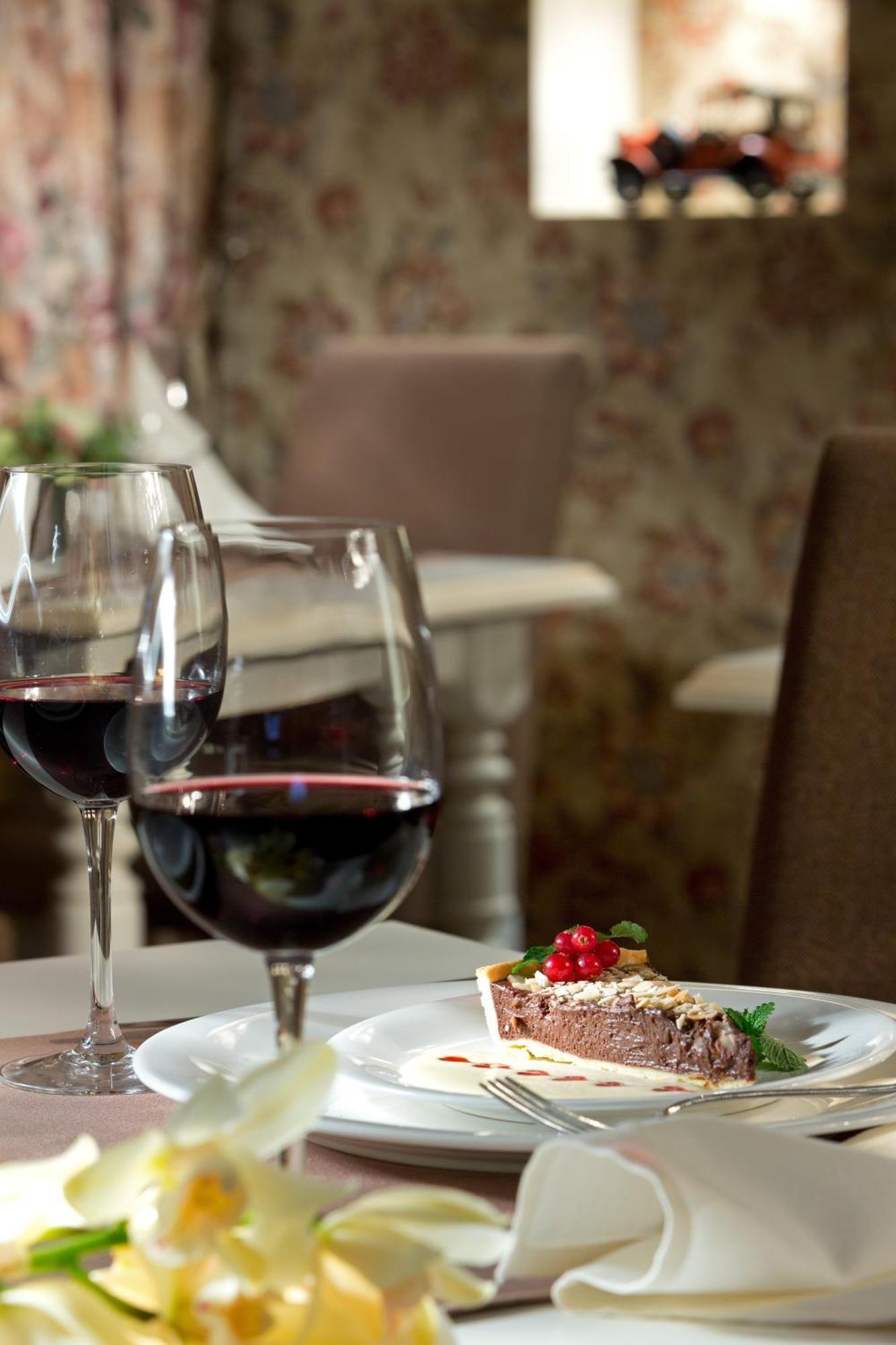 De Gaulle Boutique Hotel Kharkov Ngoại thất bức ảnh