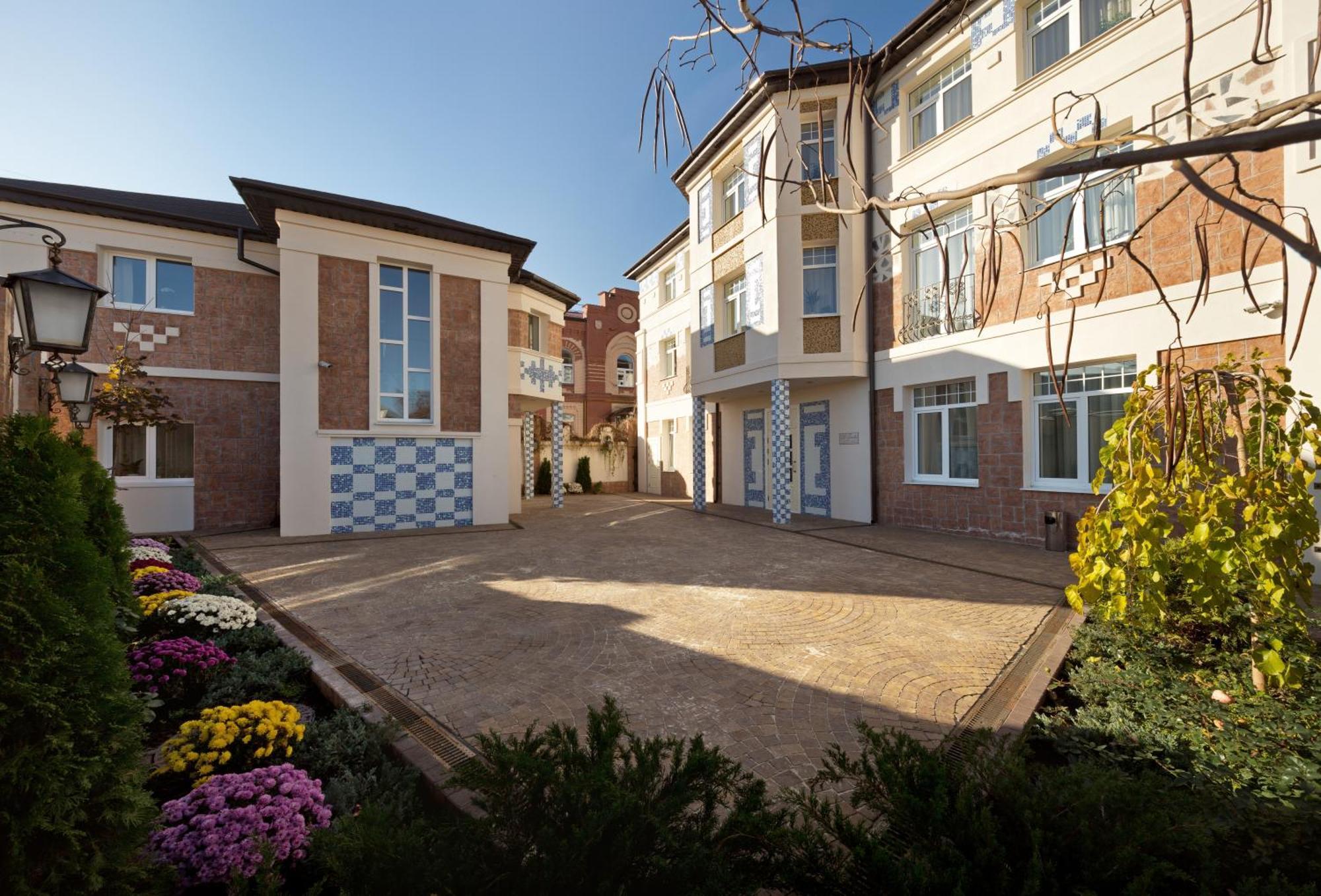 De Gaulle Boutique Hotel Kharkov Ngoại thất bức ảnh