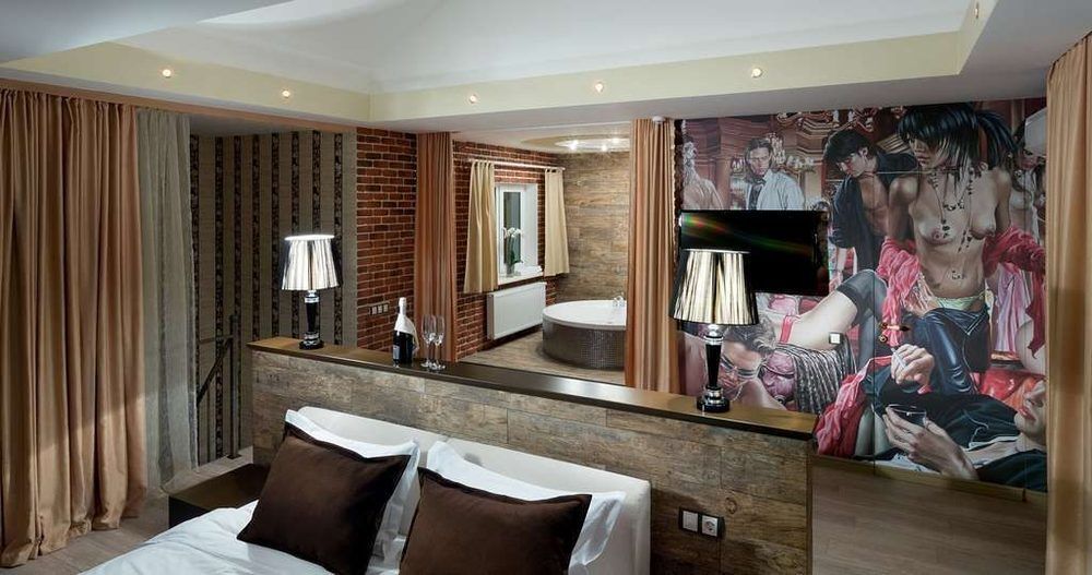 De Gaulle Boutique Hotel Kharkov Ngoại thất bức ảnh